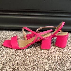 Journee Collection Fuchsia Block Heel Sandals